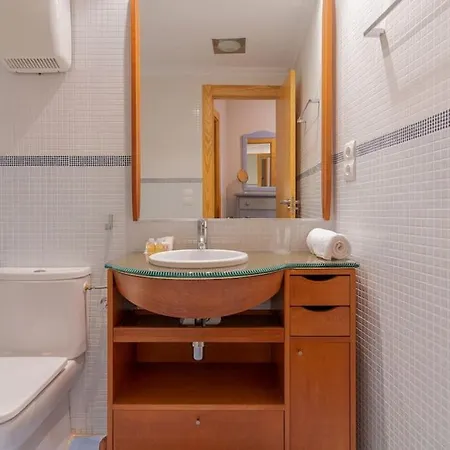 Seaview Getaway: Access, Pool & Tennis Court Appartamento Faro de Cullera